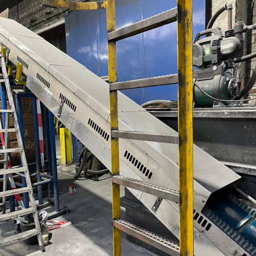 SKS Universal GmbH
