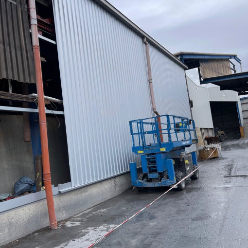 SKS Universal GmbH